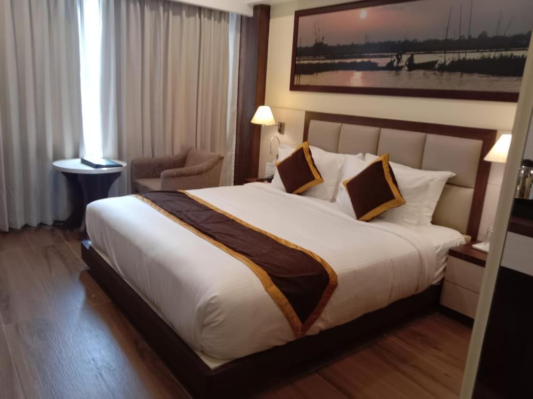 Hotel Rimi International Agartala Exterior foto